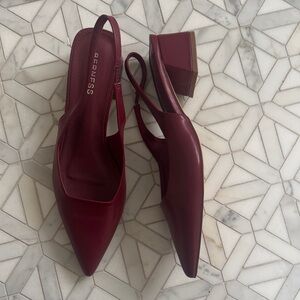 Burness Women's Burgundy Slingback Heels size 10